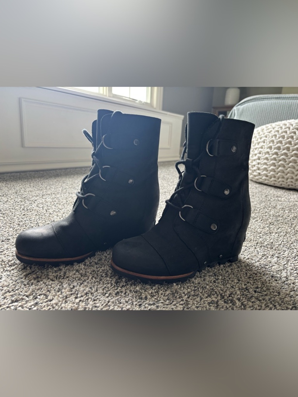 Sorel Joan of Arctic Wedge Booties Sz 7.5